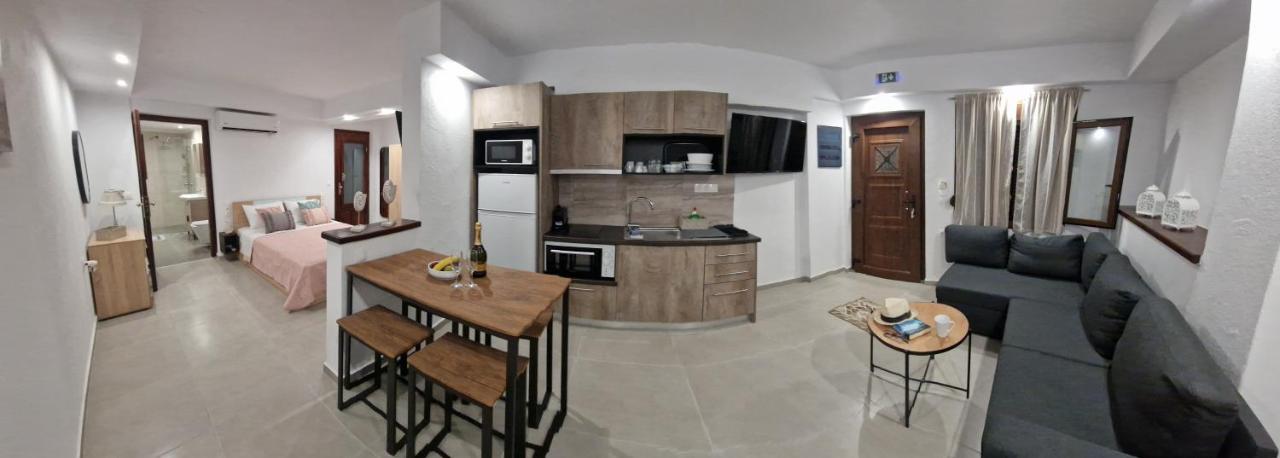 Το Στενάκι Apartment Skiathos Town Luaran gambar