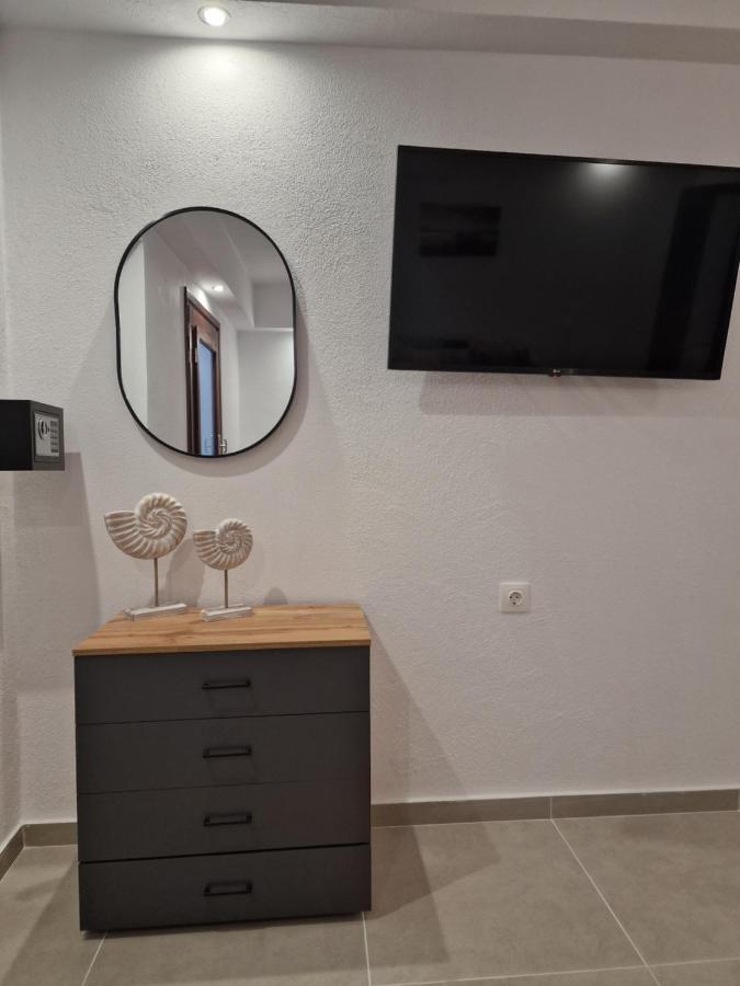 Το Στενάκι Apartment Skiathos Town Luaran gambar