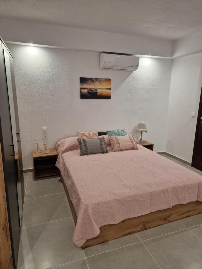 Το Στενάκι Apartment Skiathos Town Luaran gambar